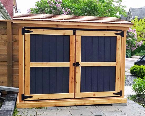 Shed for garbage bins, recycling bins and green bins
